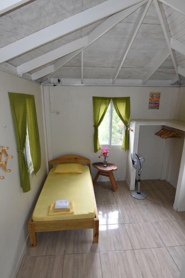 Soufriere Guesthouse Zewnętrze zdjęcie