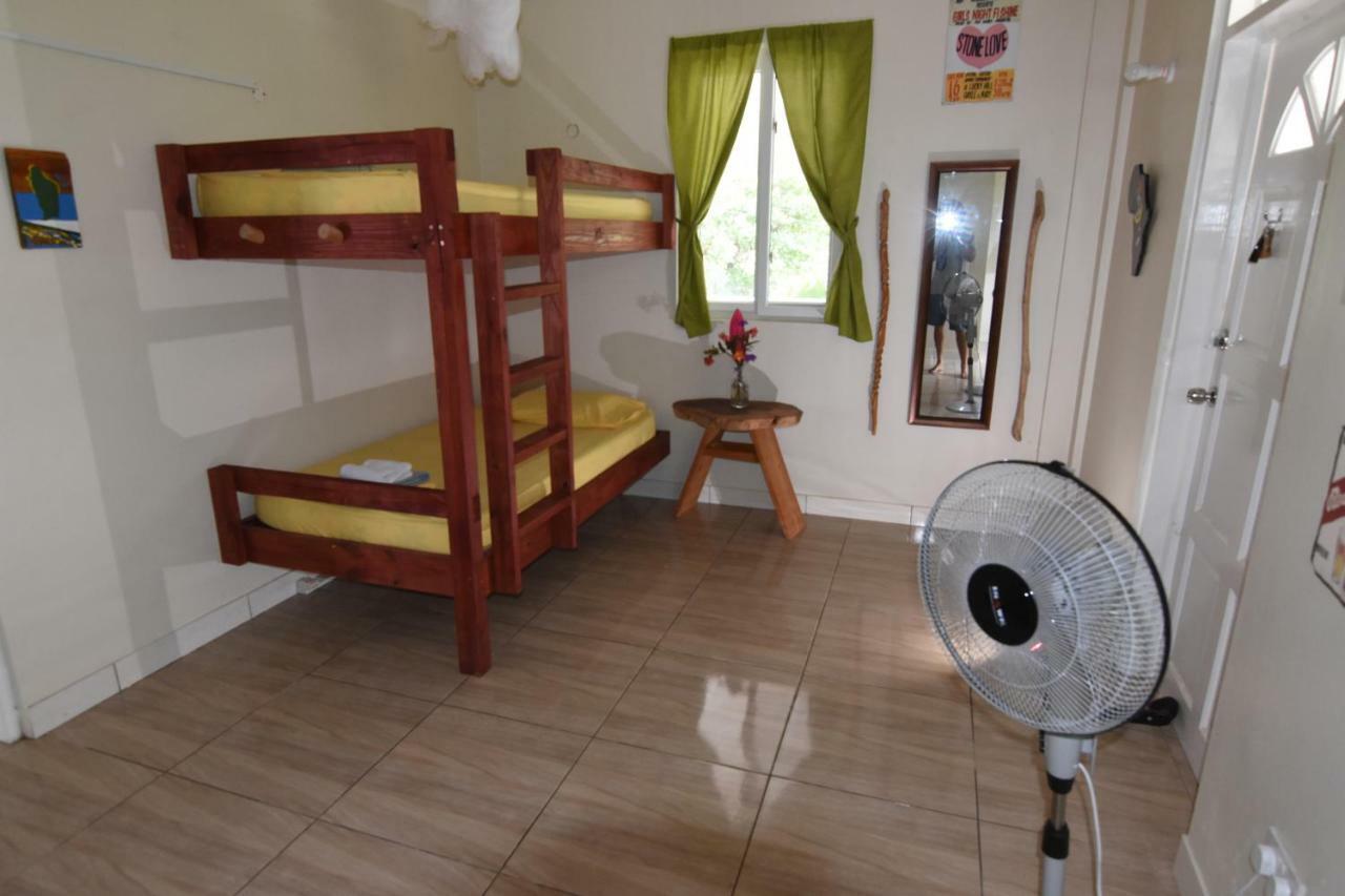 Soufriere Guesthouse Zewnętrze zdjęcie