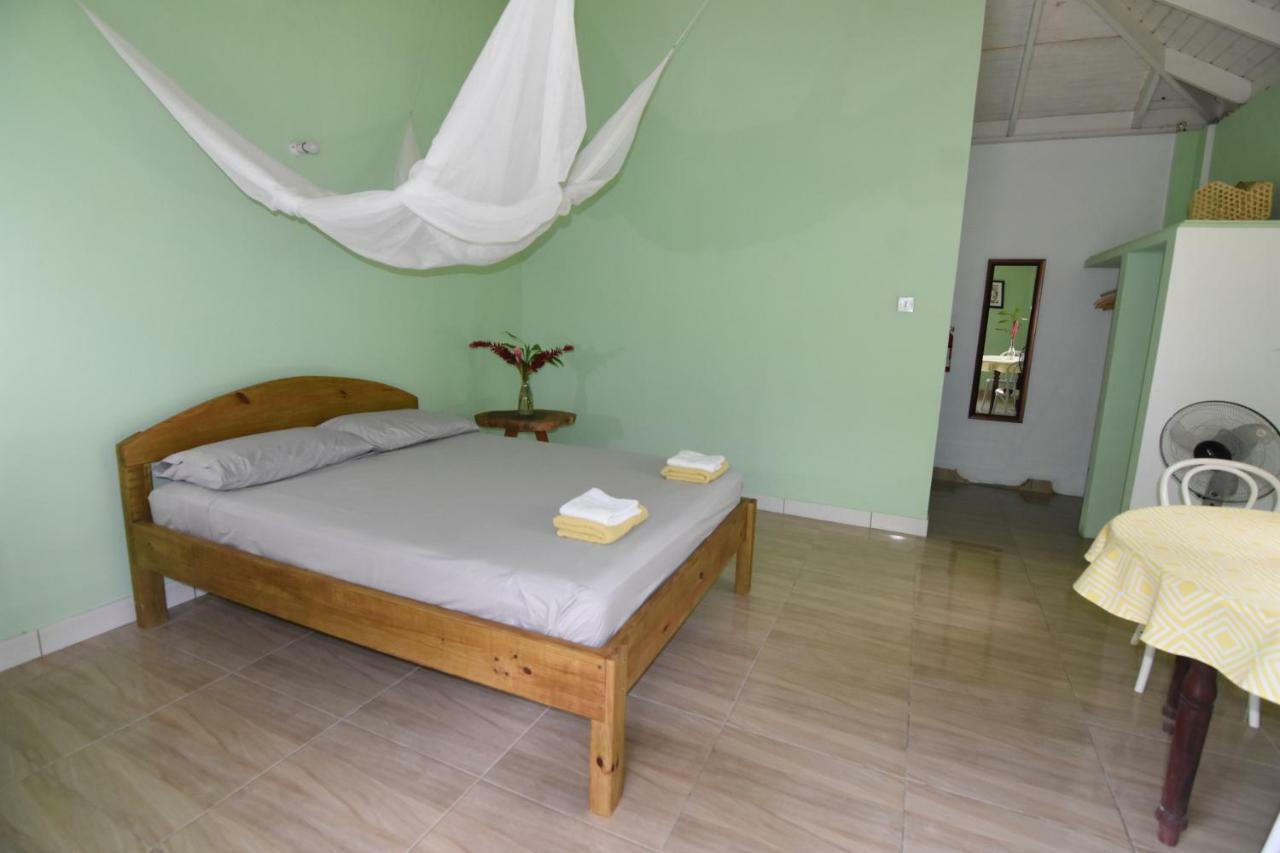 Soufriere Guesthouse Zewnętrze zdjęcie